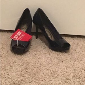 NEW AlexFlex High Heels